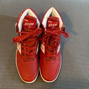 Red and white Etonic